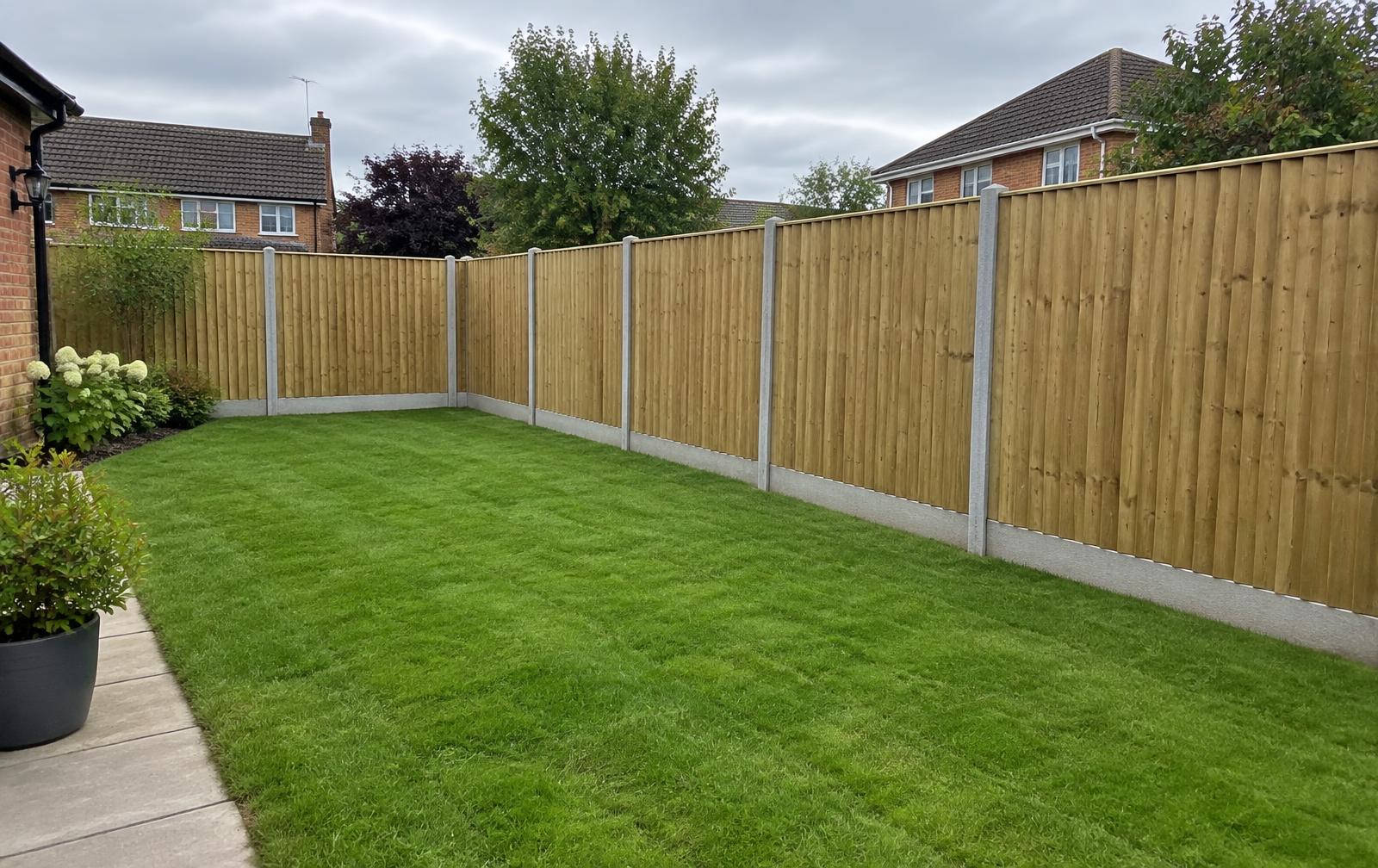 31m Closeboard Fencing — after