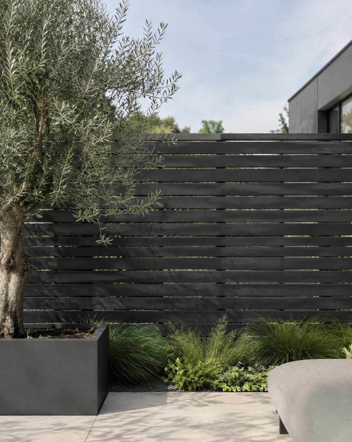 Horizontal Slatted fencing